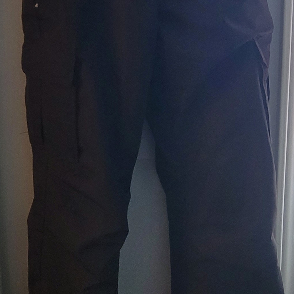 Iceburg Youth Snow Pants Size L (10/12) Winter Ski Snowboard Black